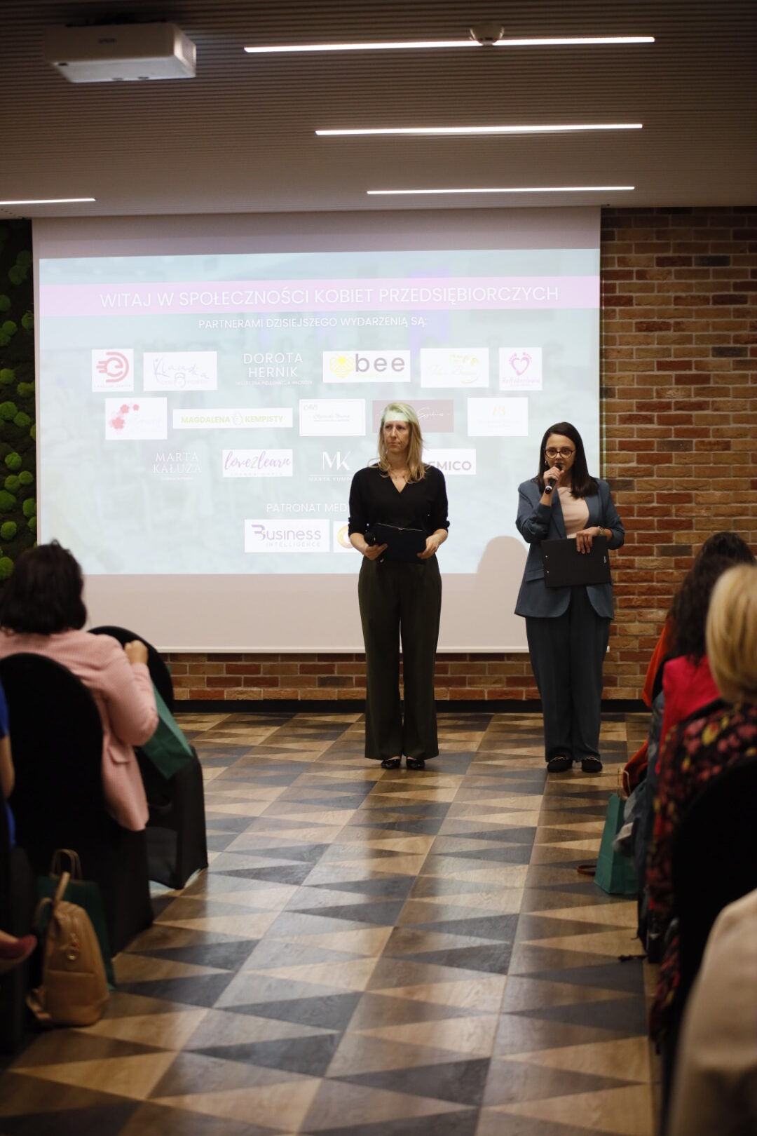 20241019112008__B7A9232